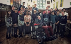 Univ students with Stephen Hawking 