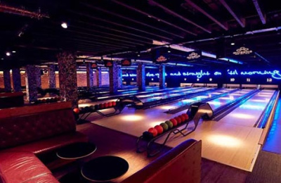 Queens bowling alley, London