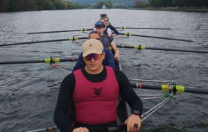 Univ approaching Temple Island on the Henley stretch 500 x 317