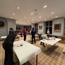A Univ Tiddlywinks training session A Univ Tiddlywinks training session